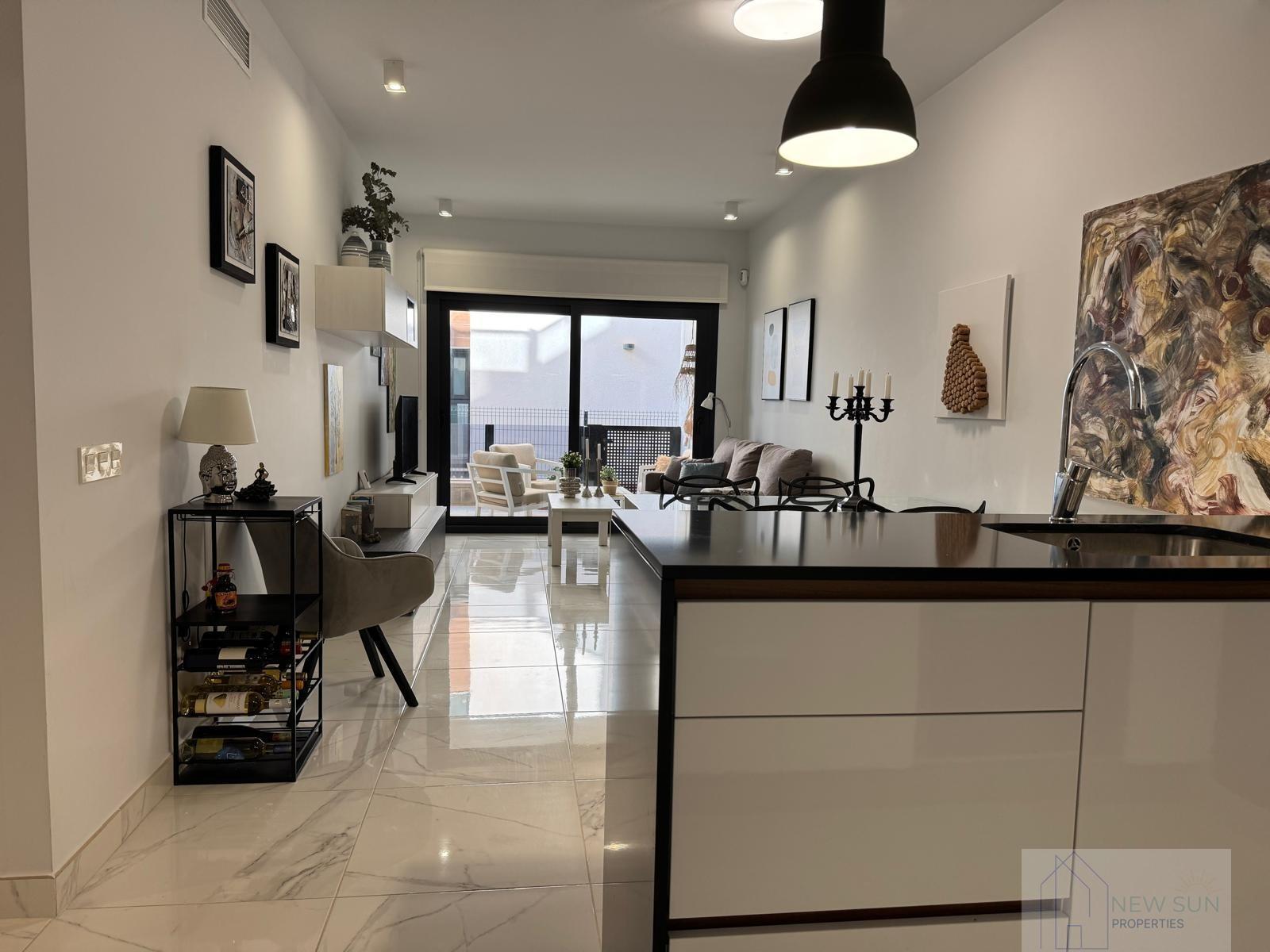 For sale of bungalow in Guardamar del Segura