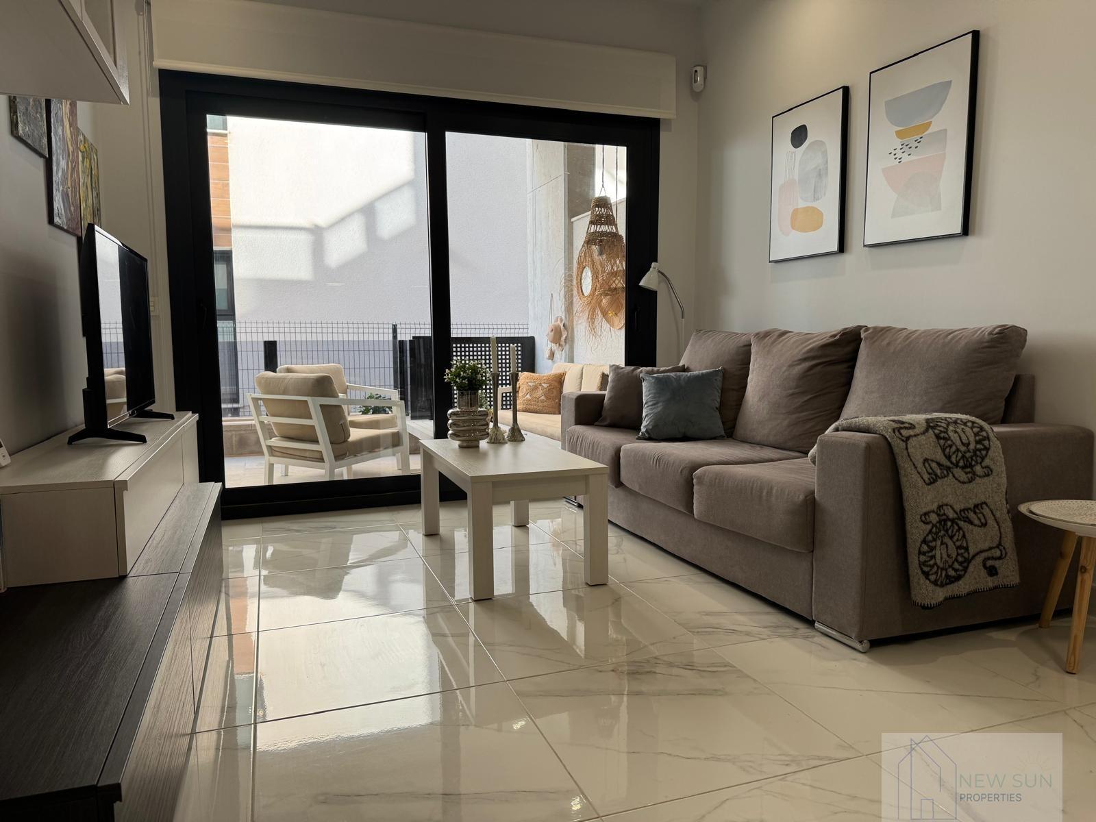 For sale of bungalow in Guardamar del Segura