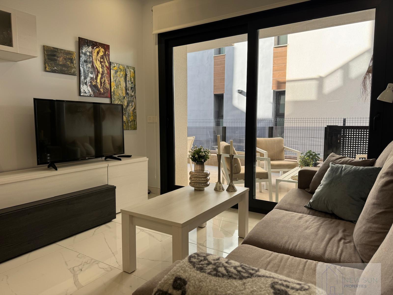 For sale of bungalow in Guardamar del Segura