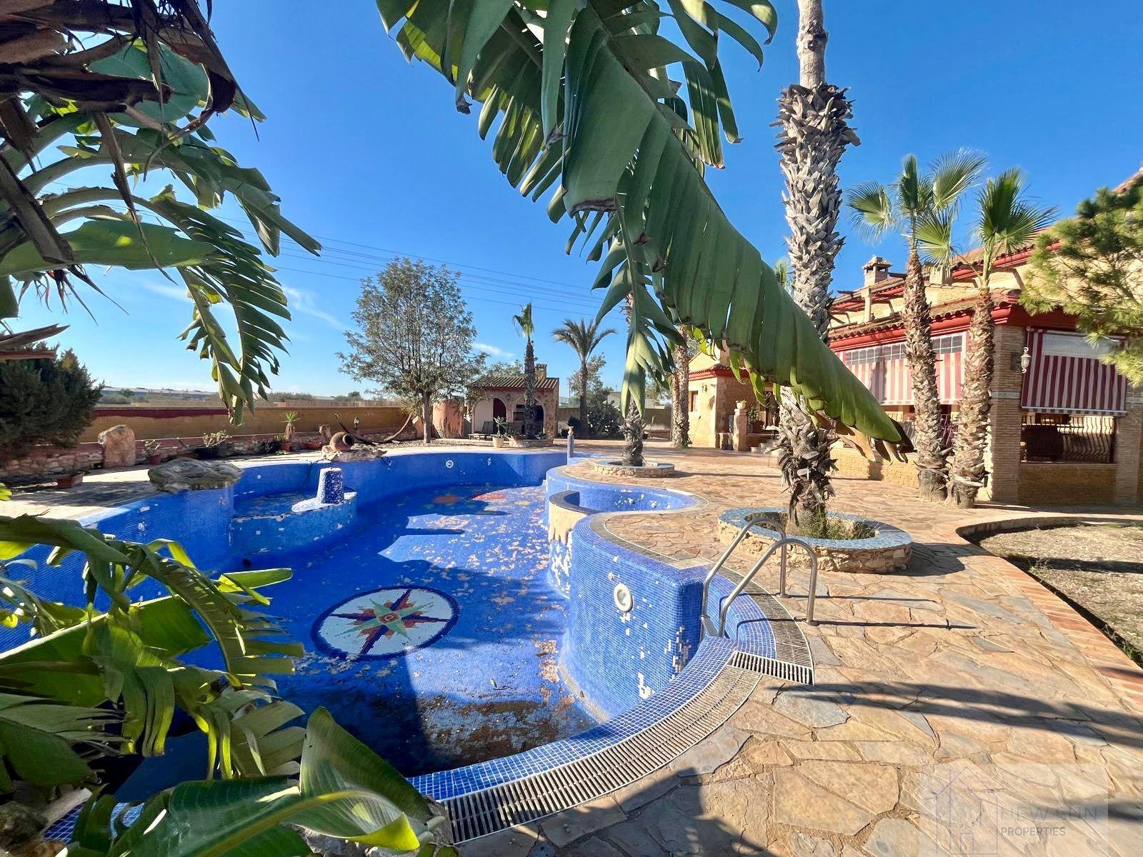 For sale of rural property in Rojales