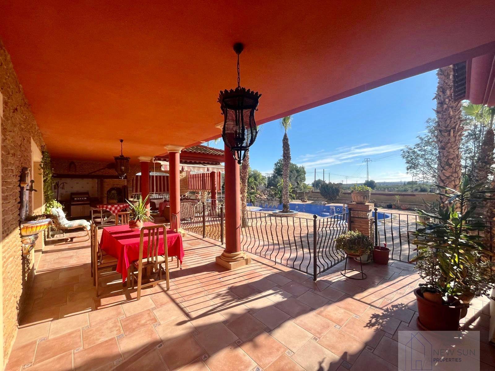 For sale of rural property in Rojales