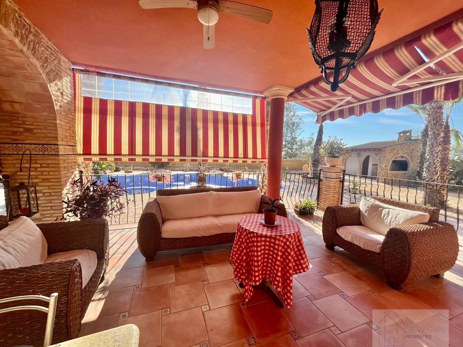 For sale of rural property in Rojales