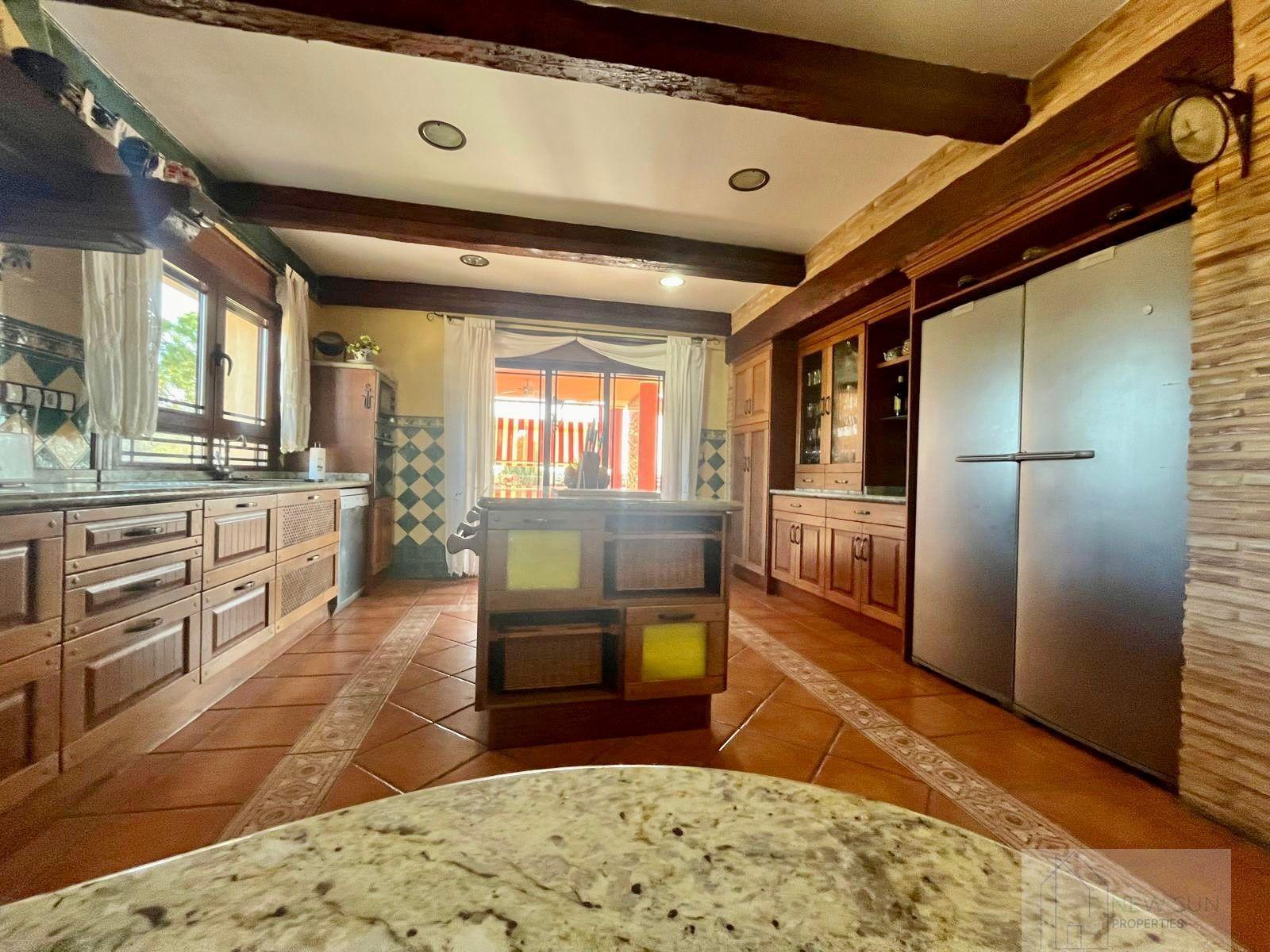 For sale of rural property in Rojales