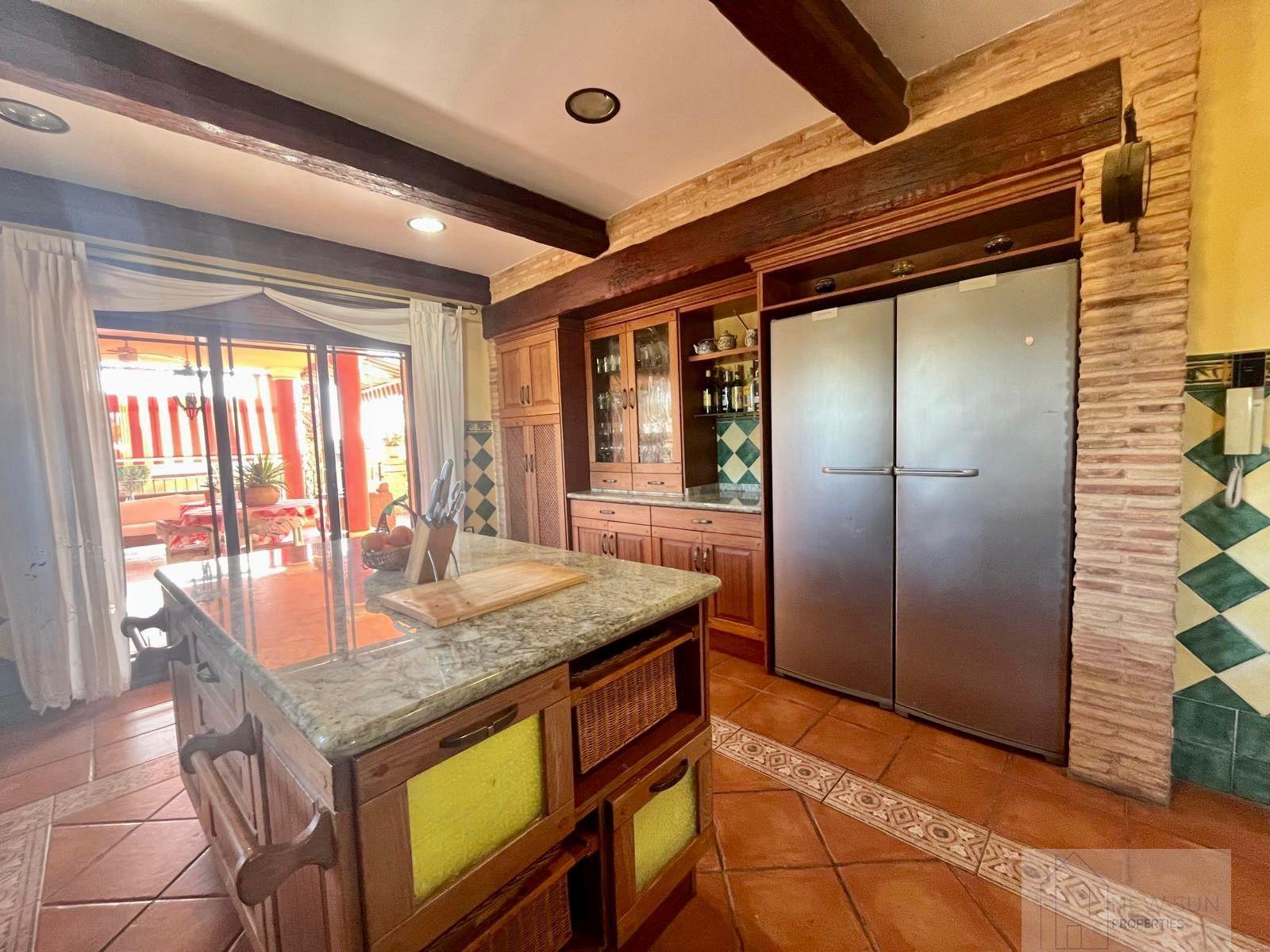 For sale of rural property in Rojales