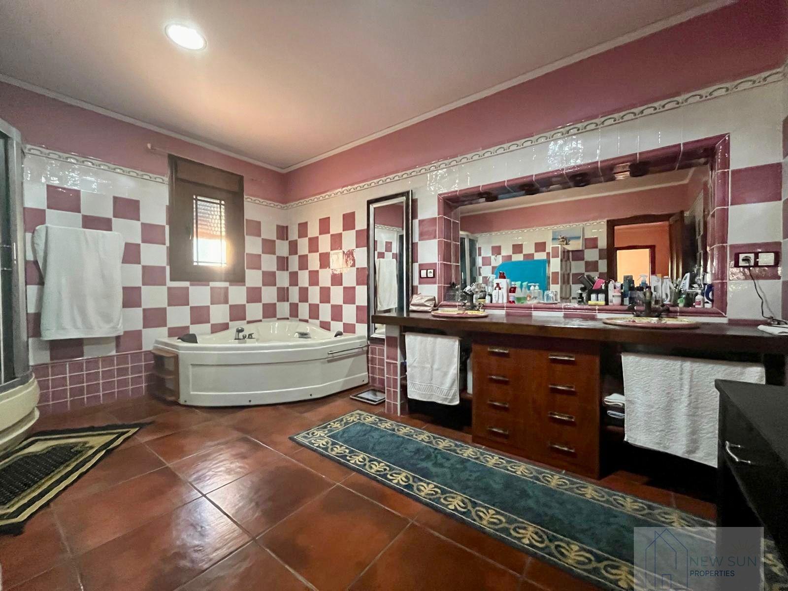 For sale of rural property in Rojales