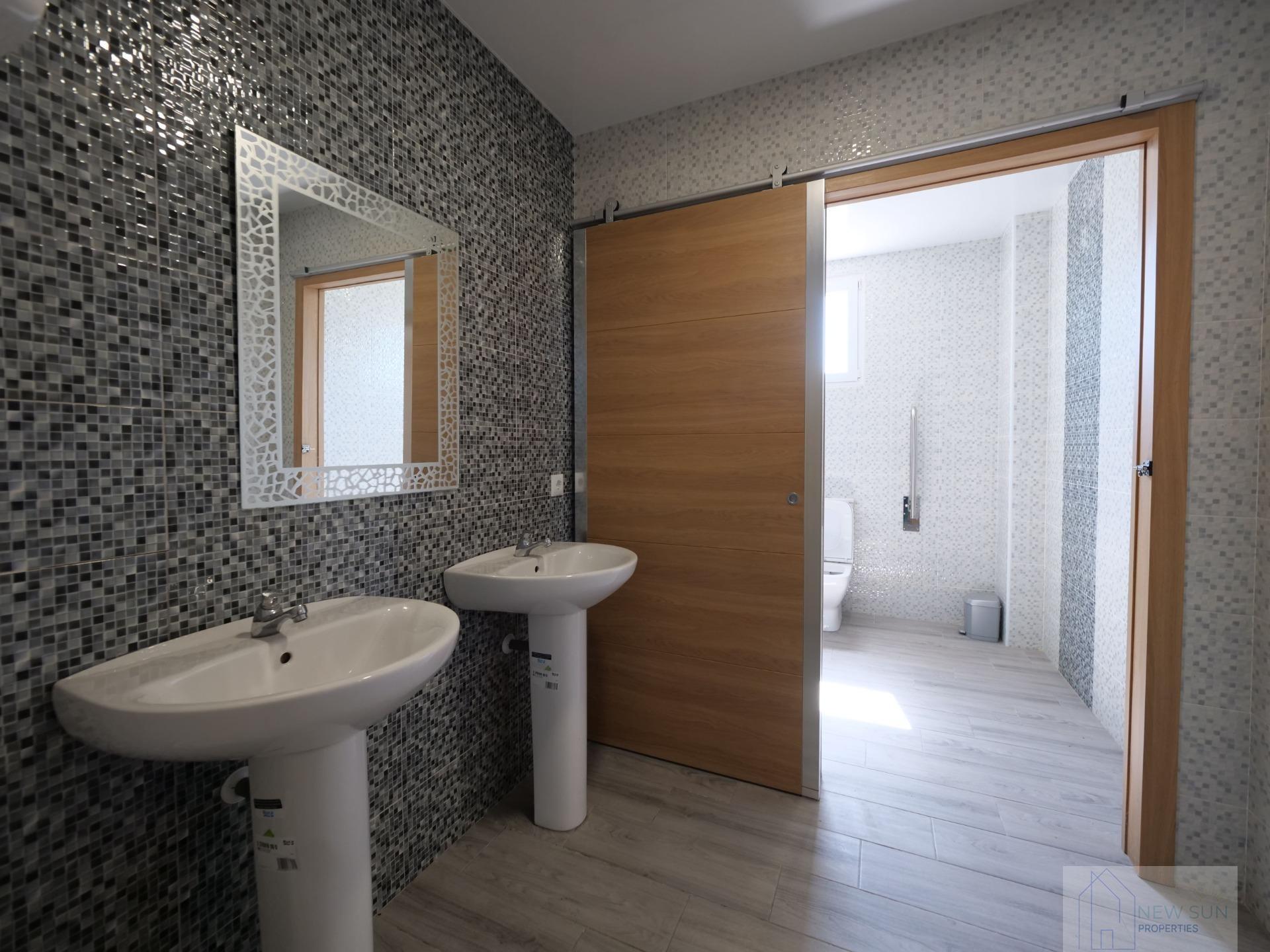 For sale of flat in Daya Nueva