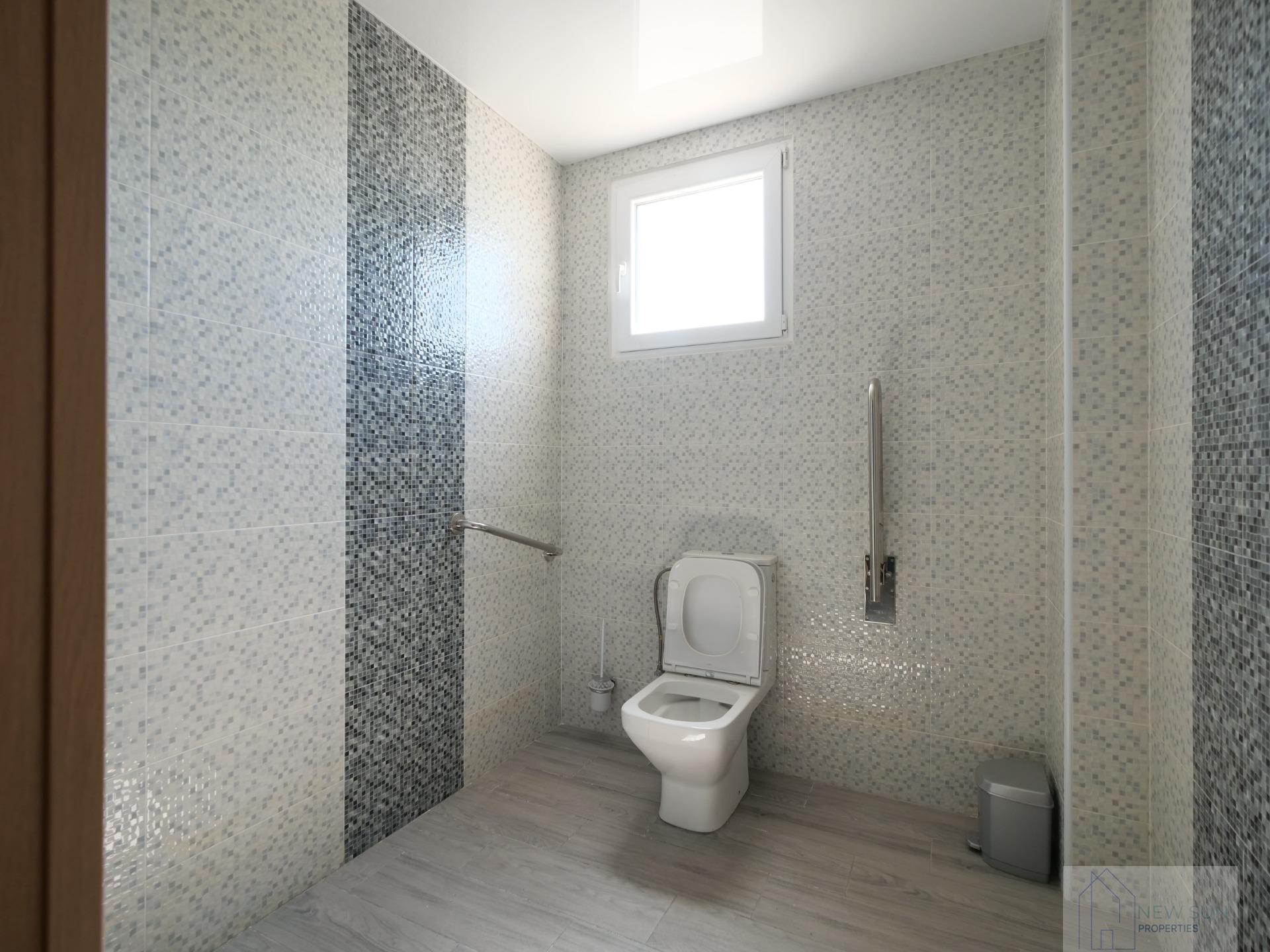 For sale of flat in Daya Nueva