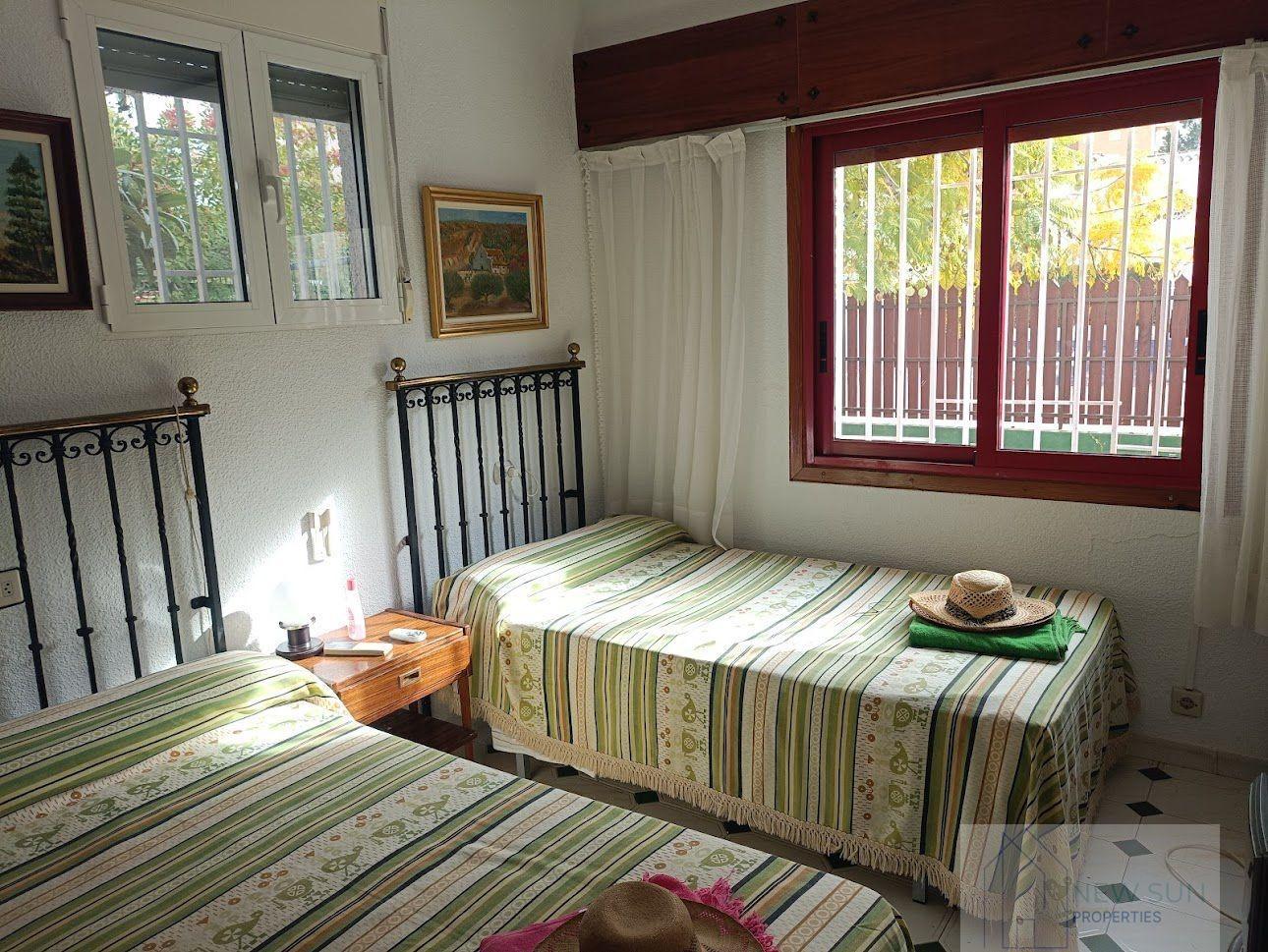 For sale of villa in Orihuela Costa