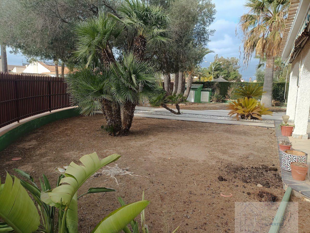 For sale of villa in Orihuela Costa