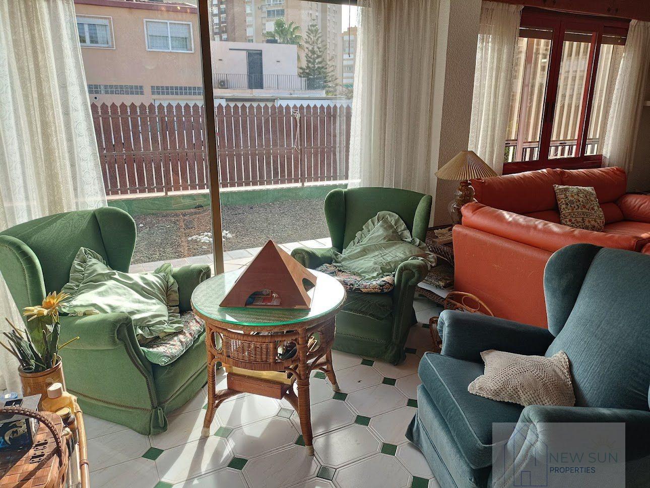 For sale of villa in Orihuela Costa