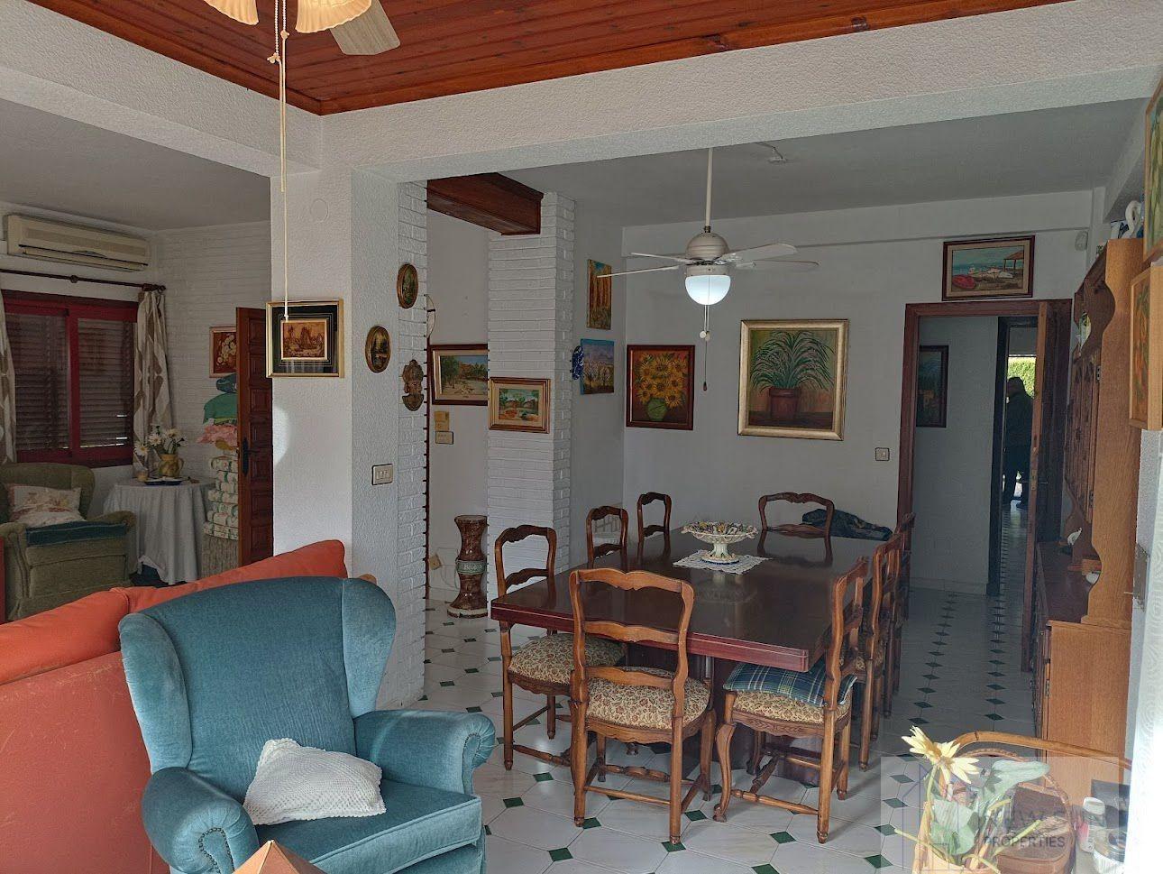 For sale of villa in Orihuela Costa