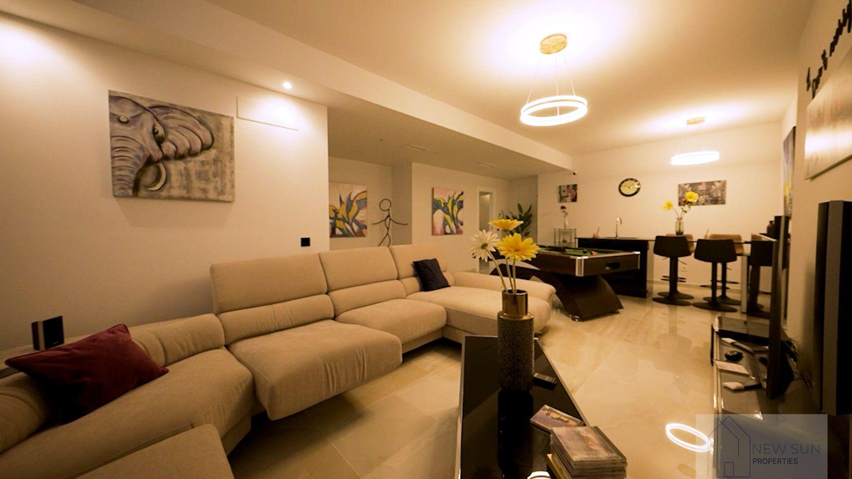 Venta de villa en Orihuela Costa