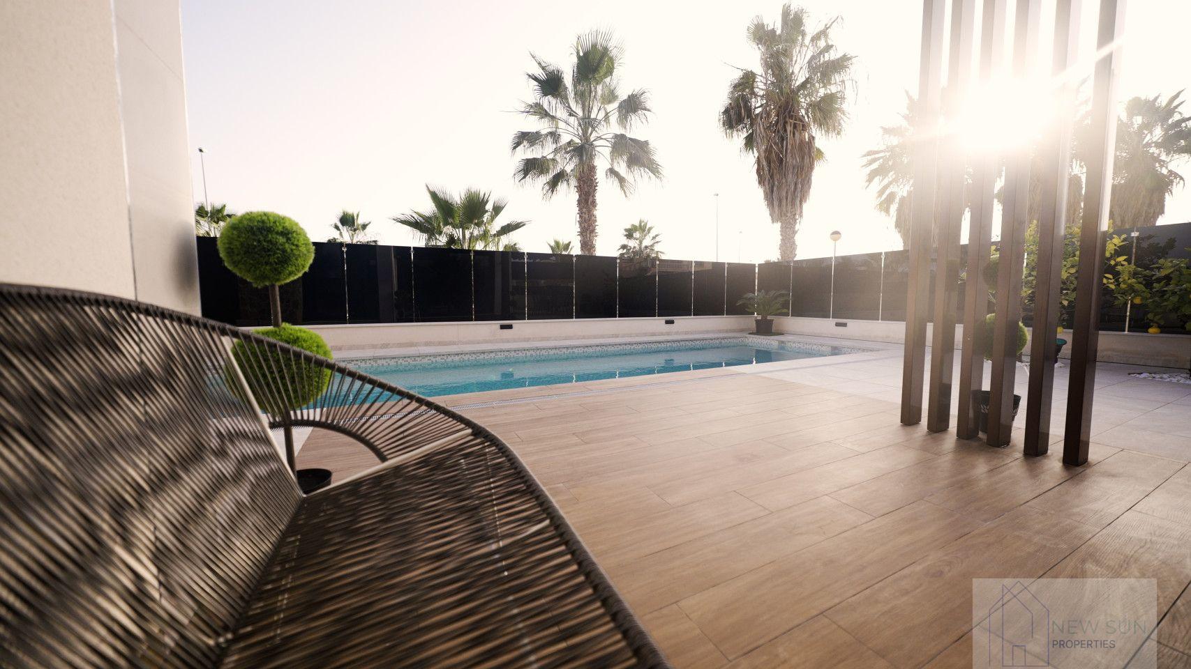 Venta de villa en Orihuela Costa