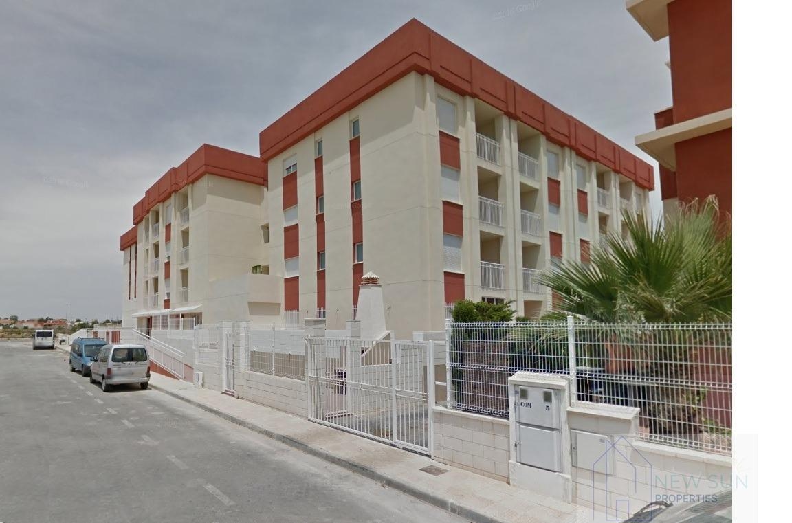 For sale of penthouse in Orihuela Costa