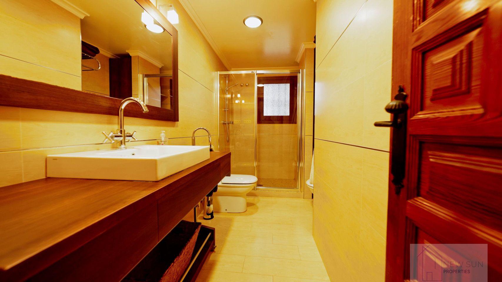 For sale of villa in Orihuela Costa