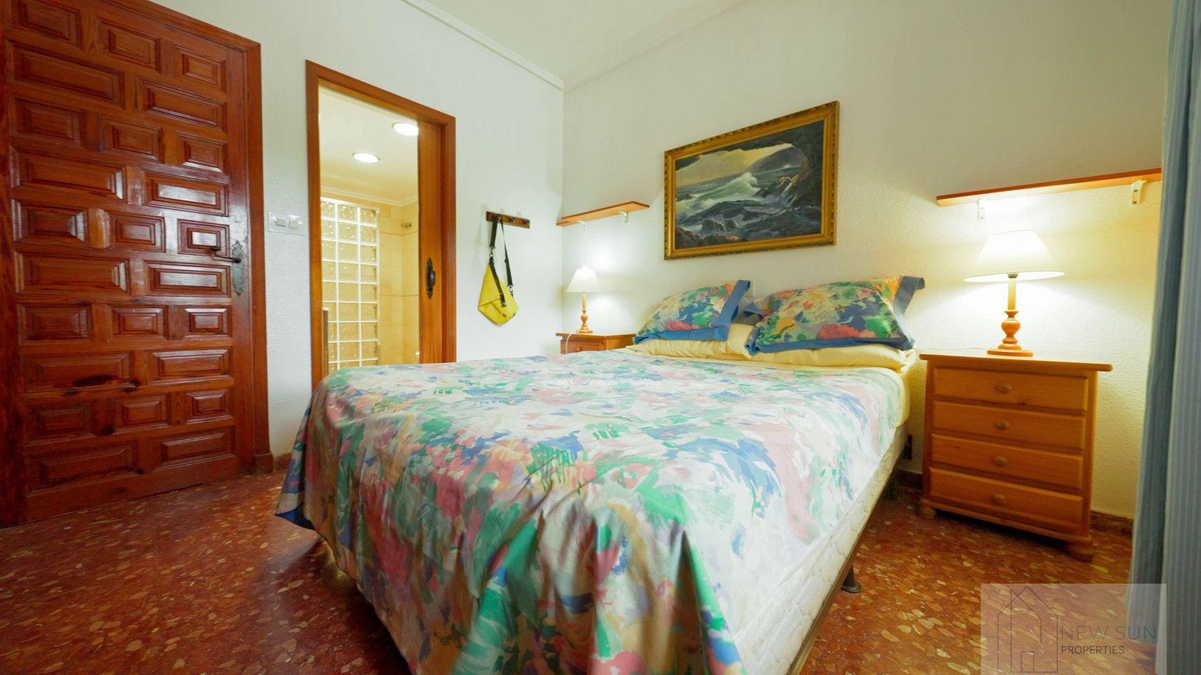 For sale of villa in Orihuela Costa