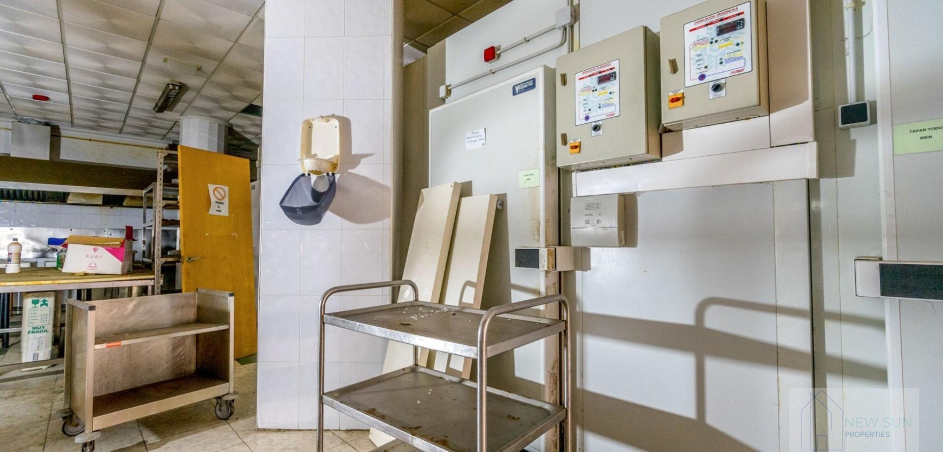 Venta de local en Torrevieja