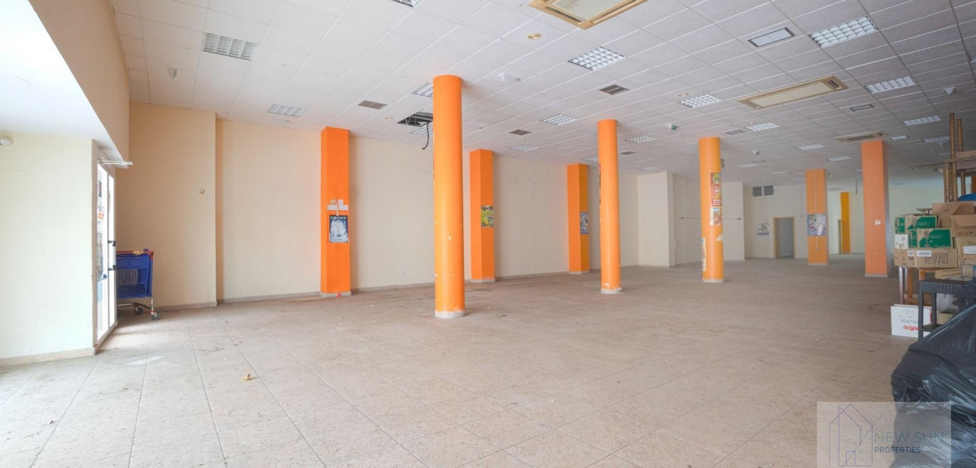 Venta de local en Torrevieja