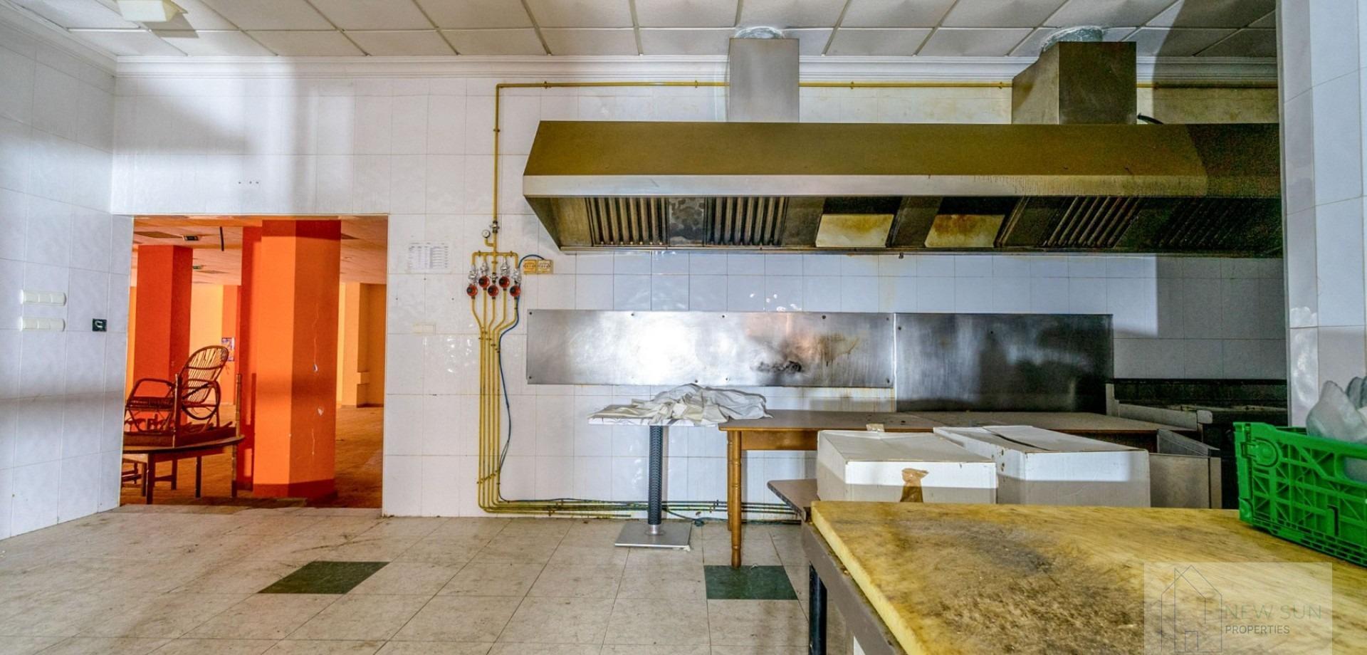 Venta de local en Torrevieja