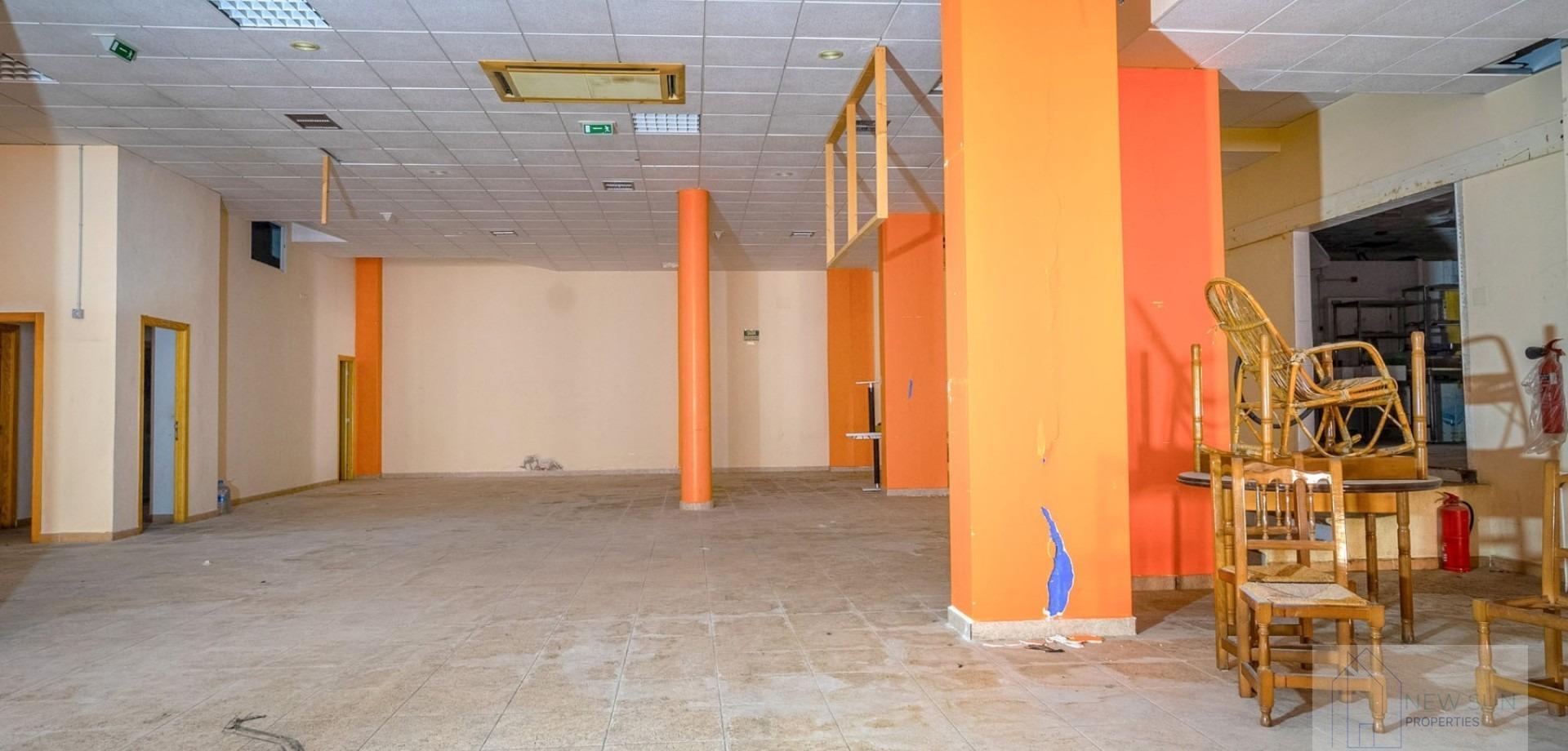 Venta de local en Torrevieja