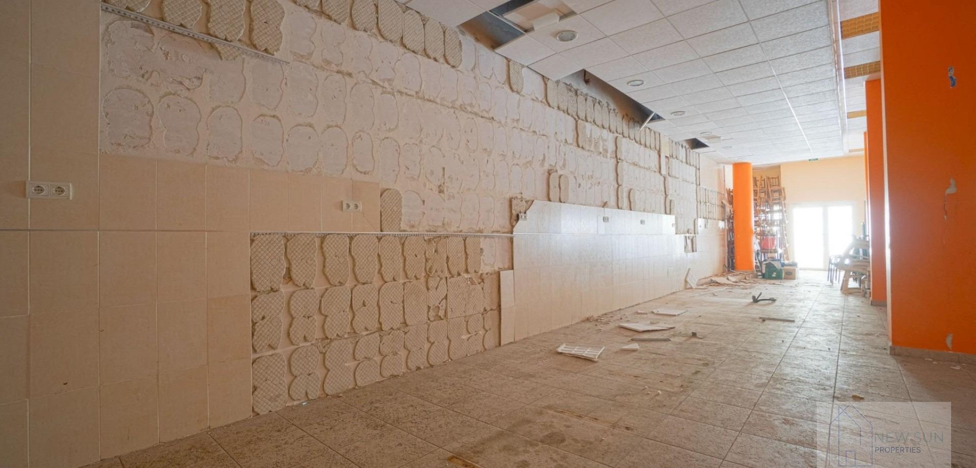 Venta de local en Torrevieja