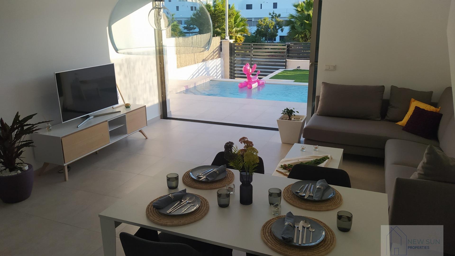 For sale of villa in Orihuela Costa