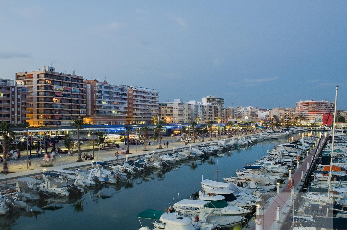For sale of apartment in Santa Pola