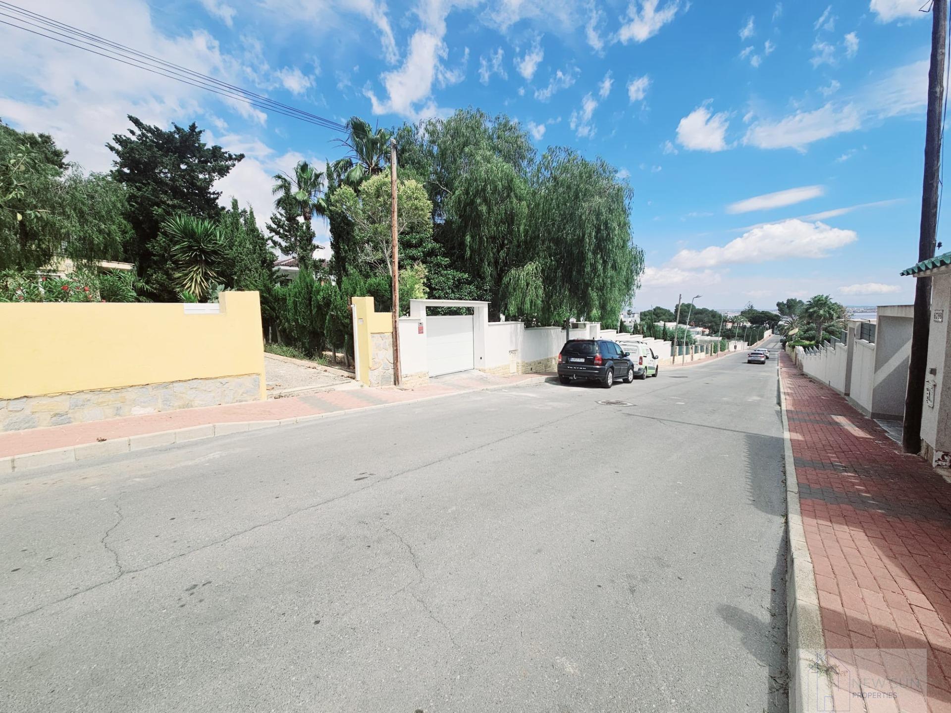 Venta de chalet en Torrevieja