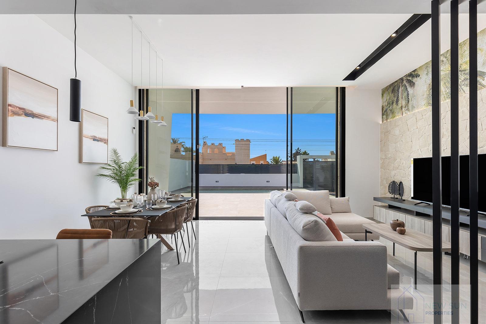 For sale of villa in Torrevieja