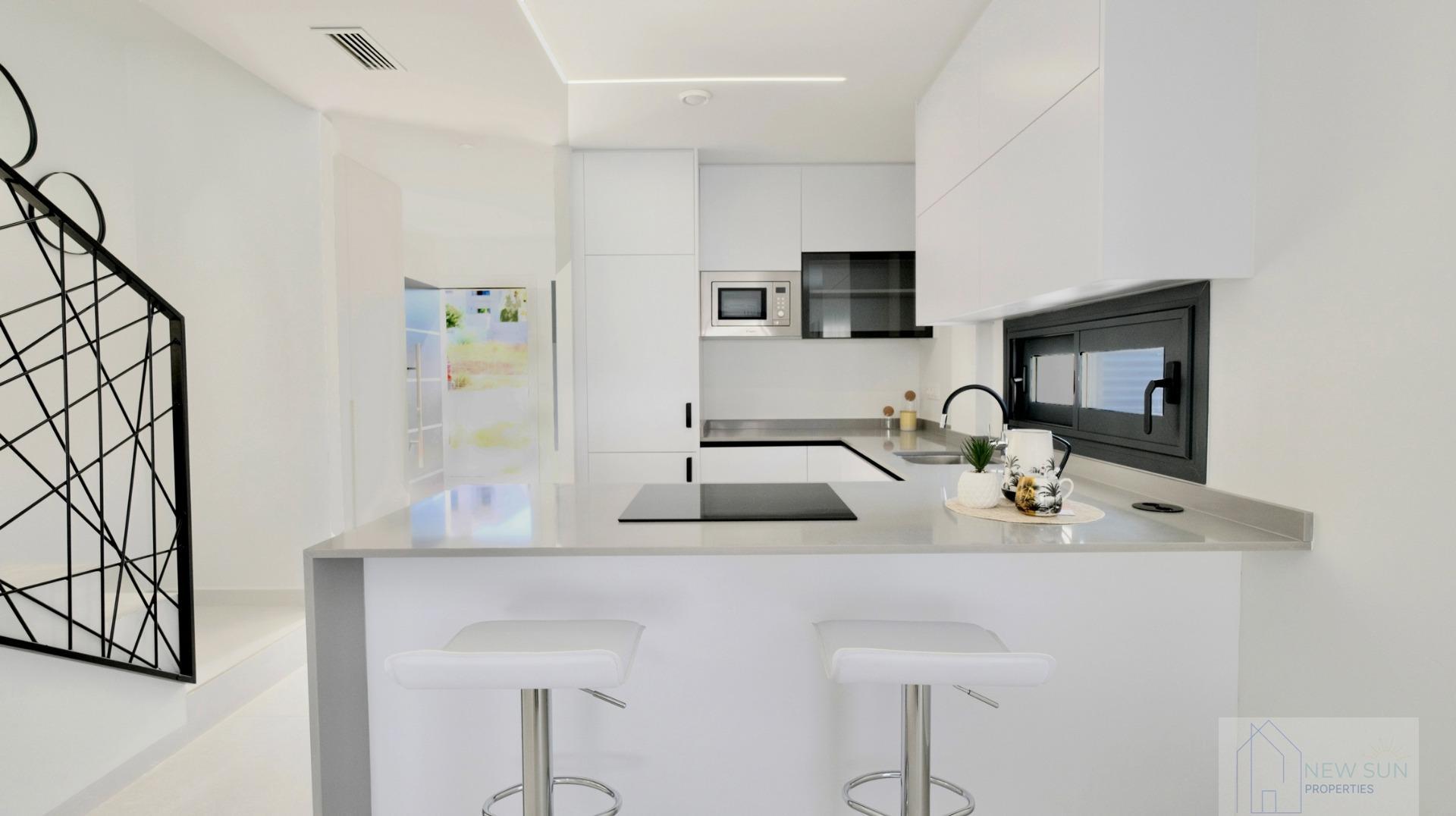 For sale of house in Guardamar del Segura