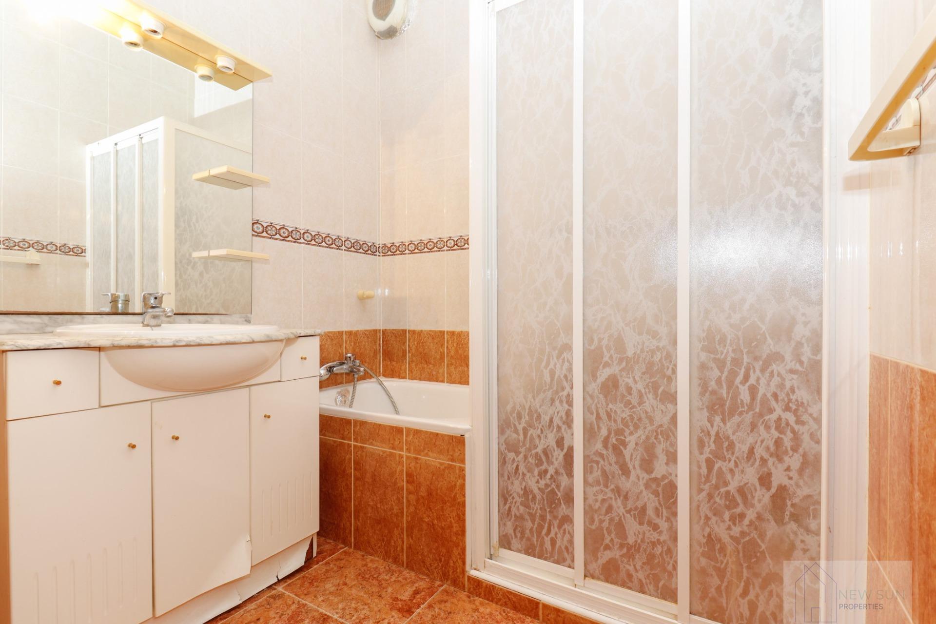 For sale of bungalow in Torrevieja