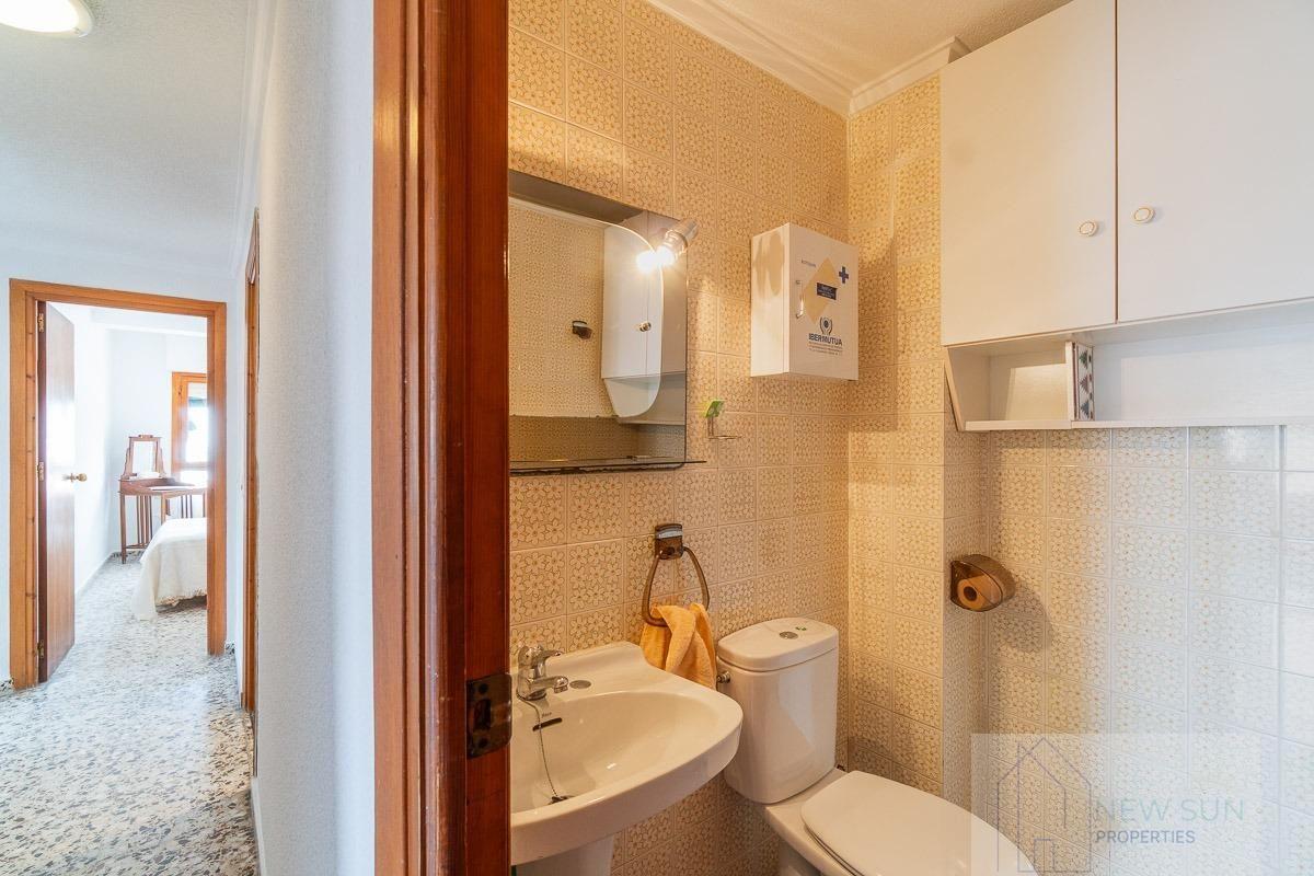 For sale of penthouse in Torrevieja