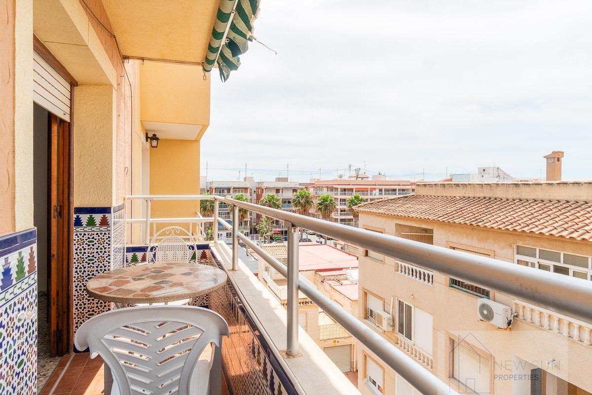 For sale of penthouse in Torrevieja