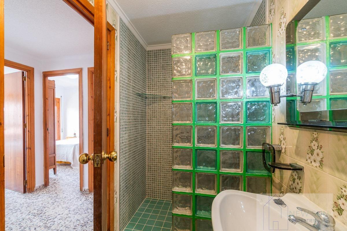 For sale of penthouse in Torrevieja