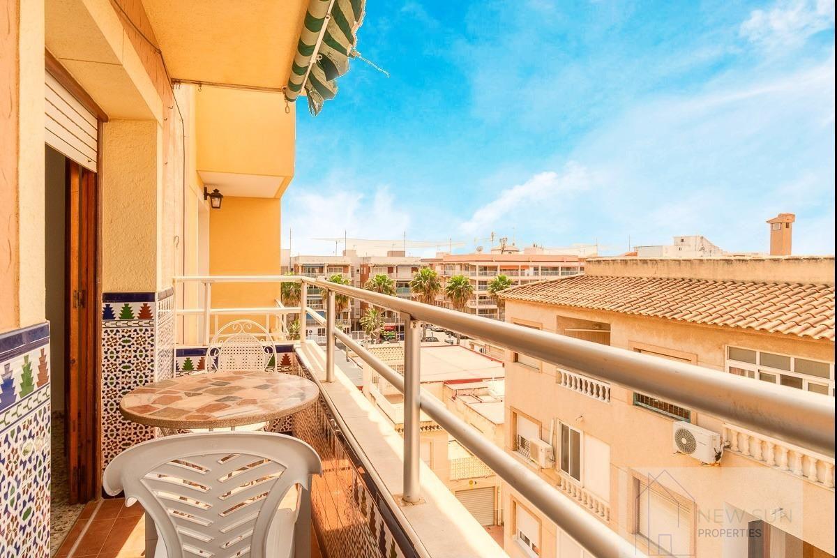 For sale of penthouse in Torrevieja