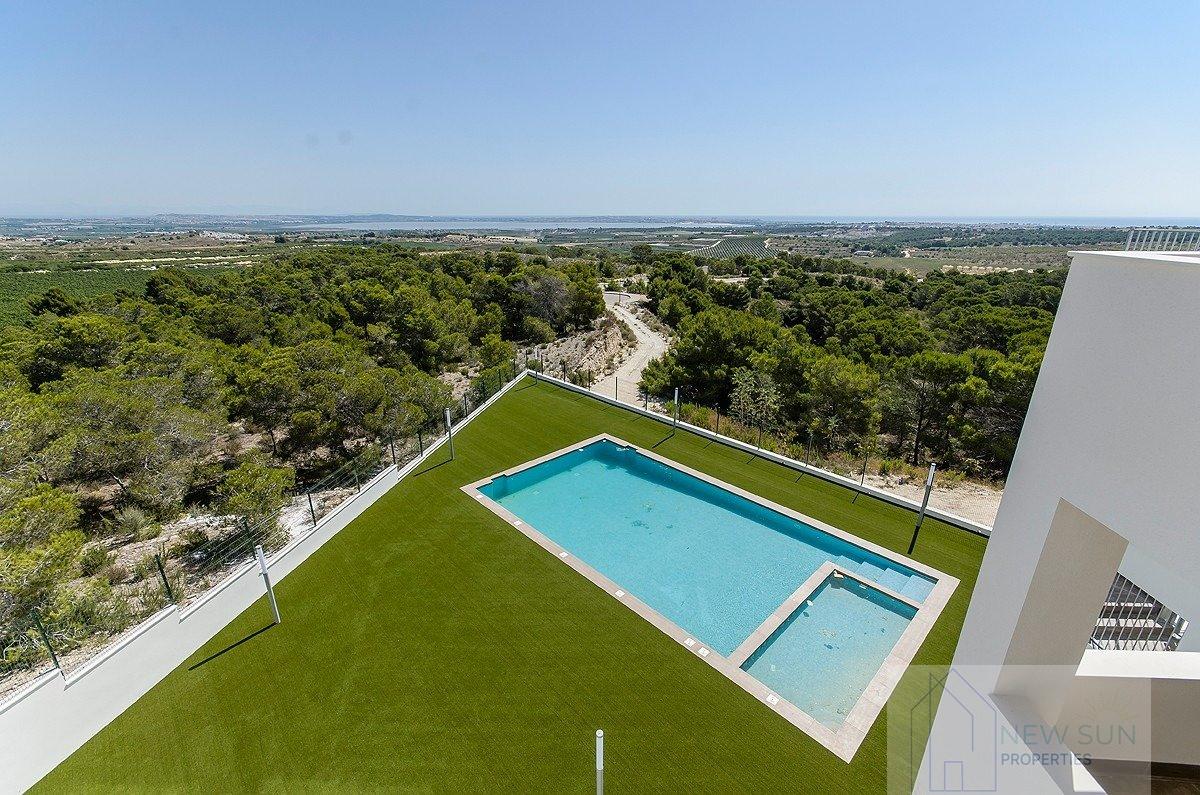 For sale of bungalow in San Miguel de Salinas