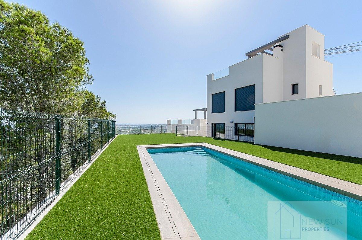 For sale of bungalow in San Miguel de Salinas