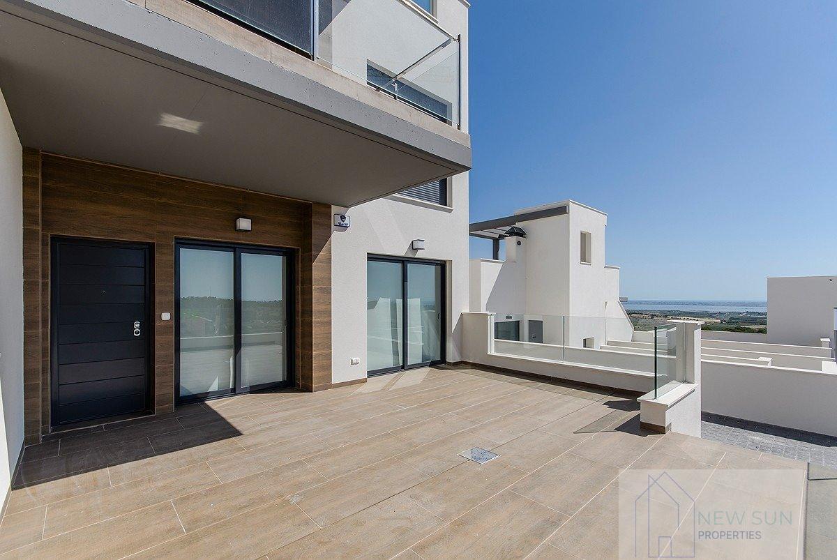 For sale of bungalow in San Miguel de Salinas