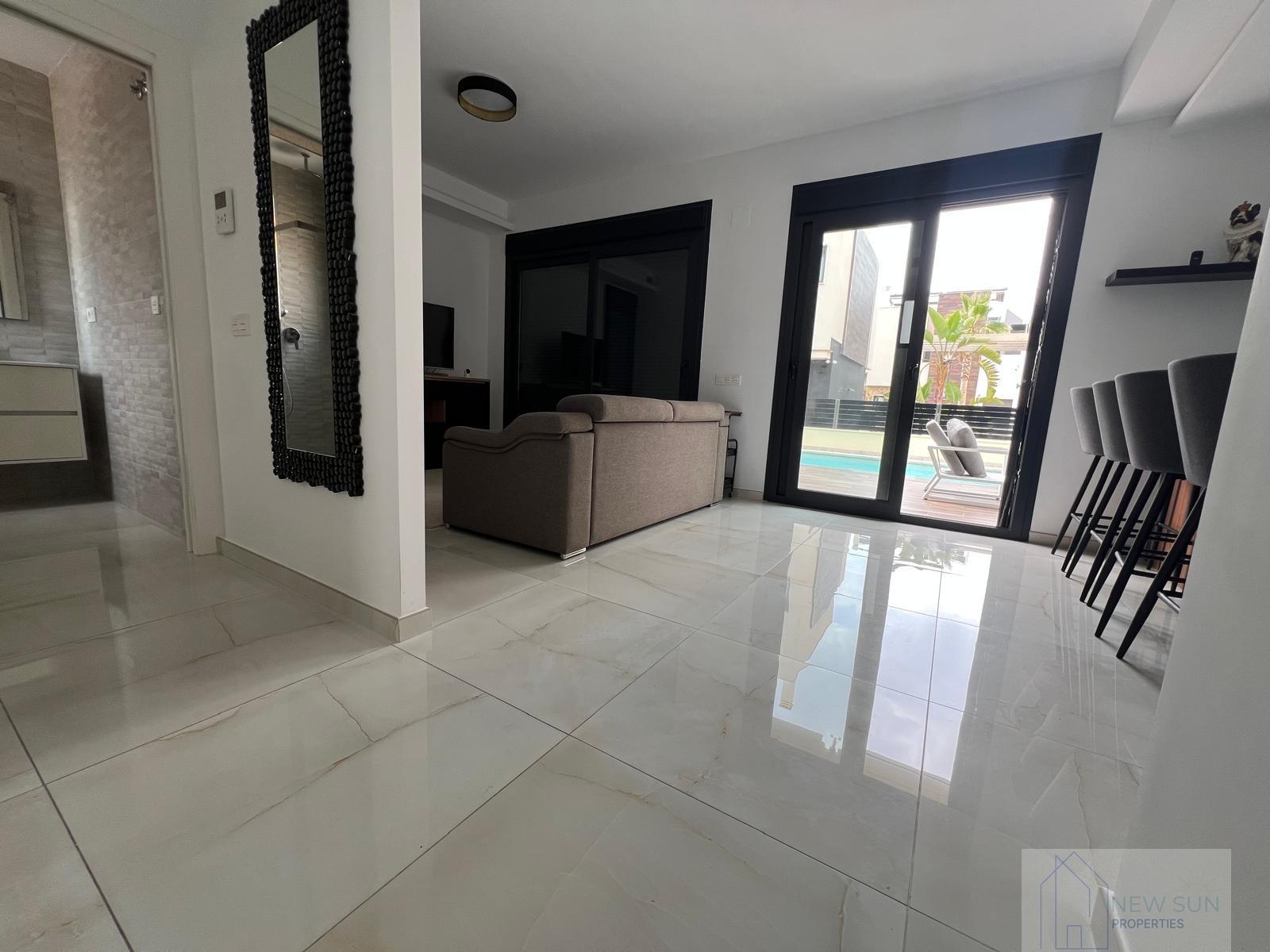 For sale of chalet in Orihuela Costa