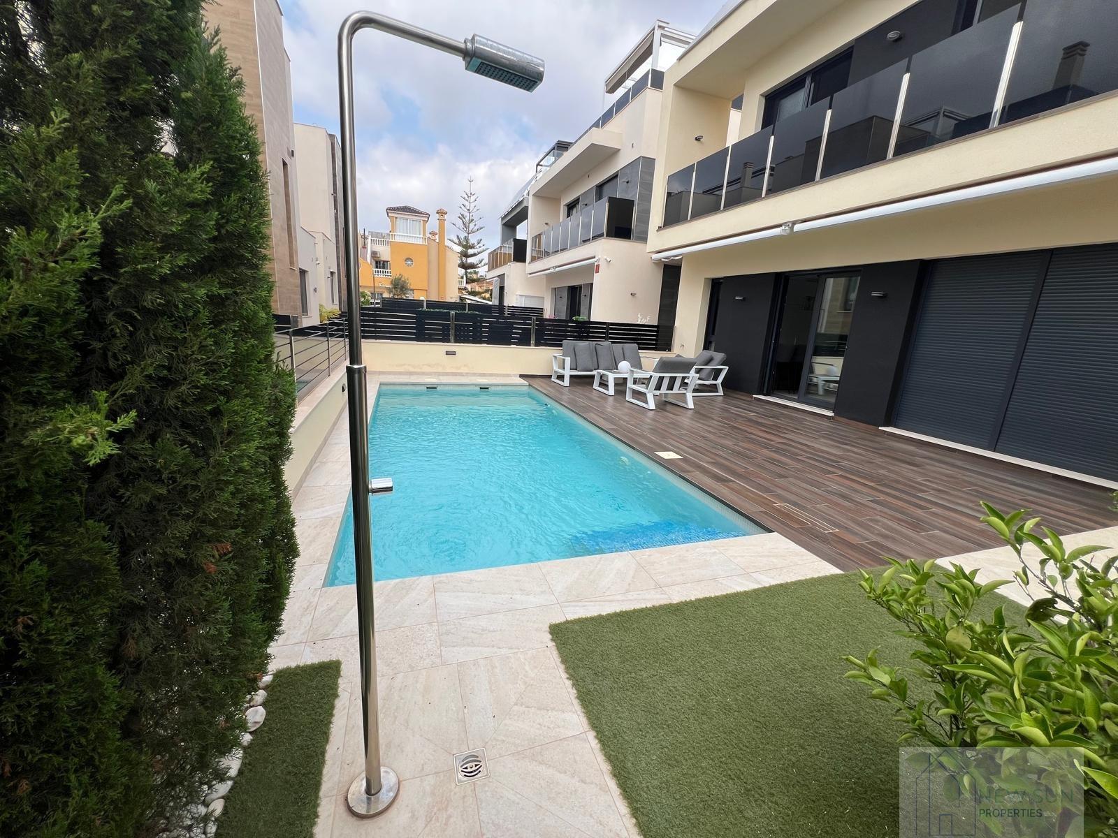 For sale of chalet in Orihuela Costa