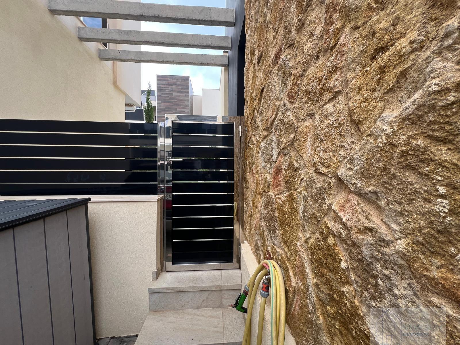 For sale of chalet in Orihuela Costa