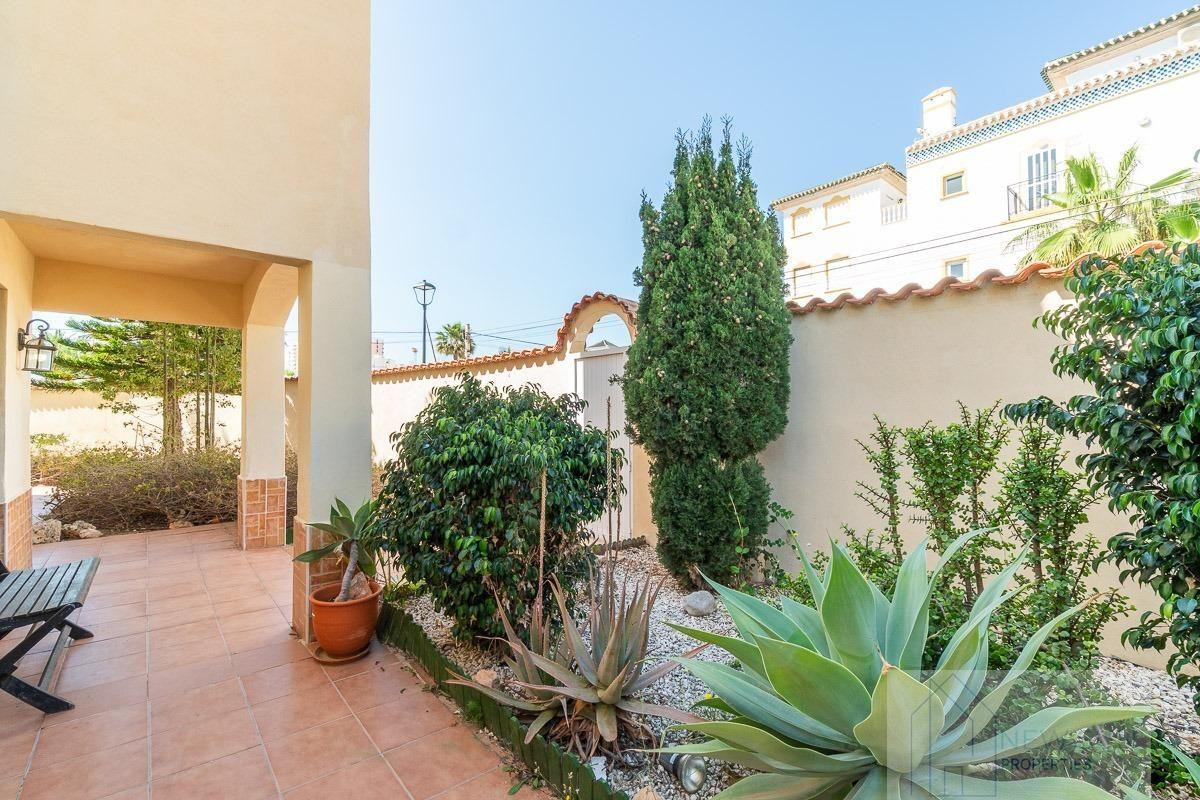 For sale of villa in Torrevieja