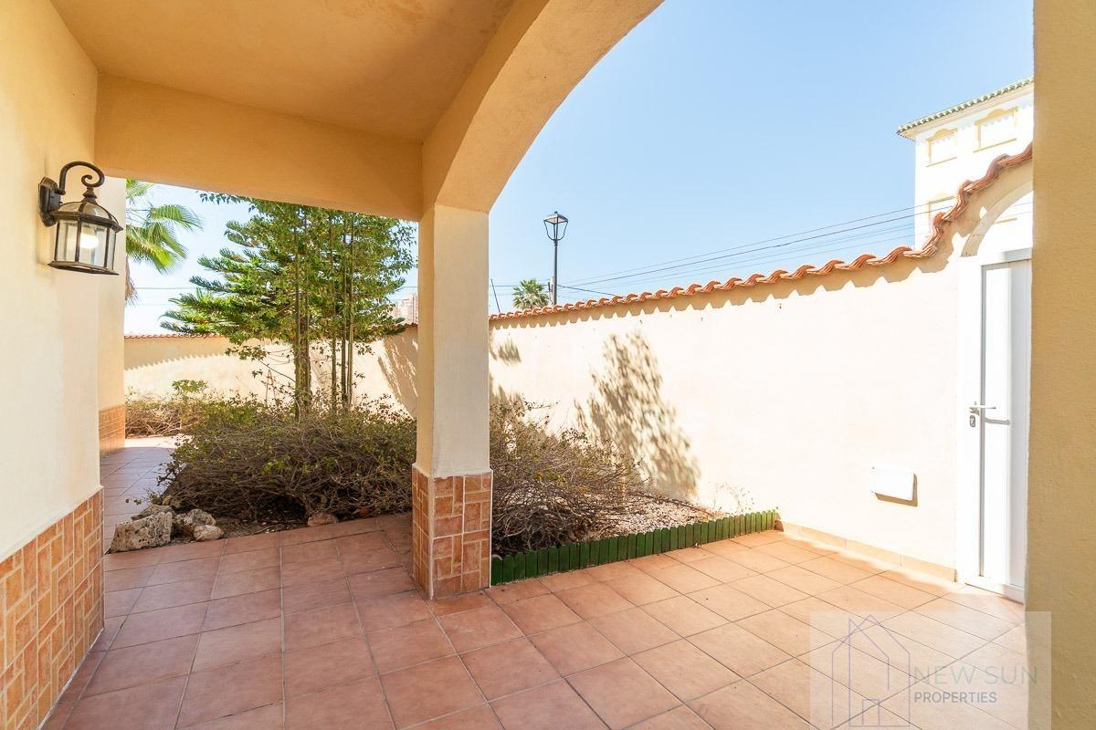 For sale of villa in Torrevieja