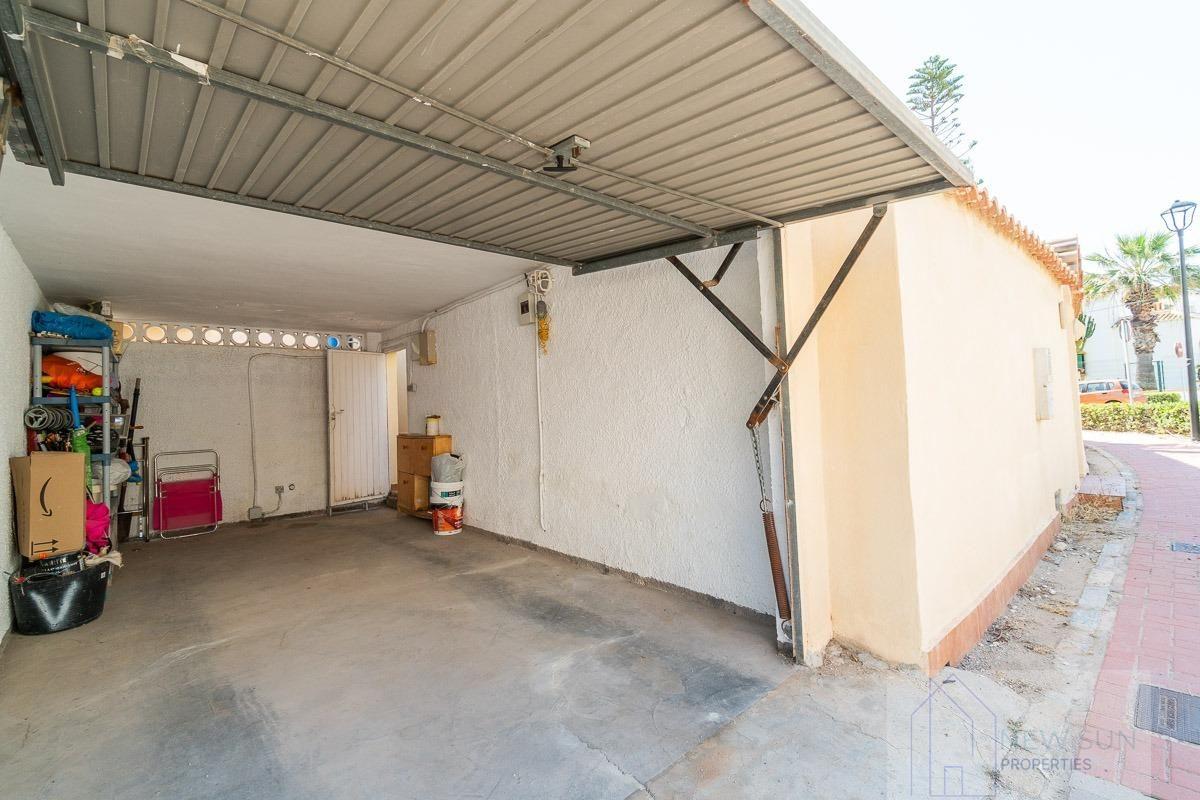 For sale of villa in Torrevieja