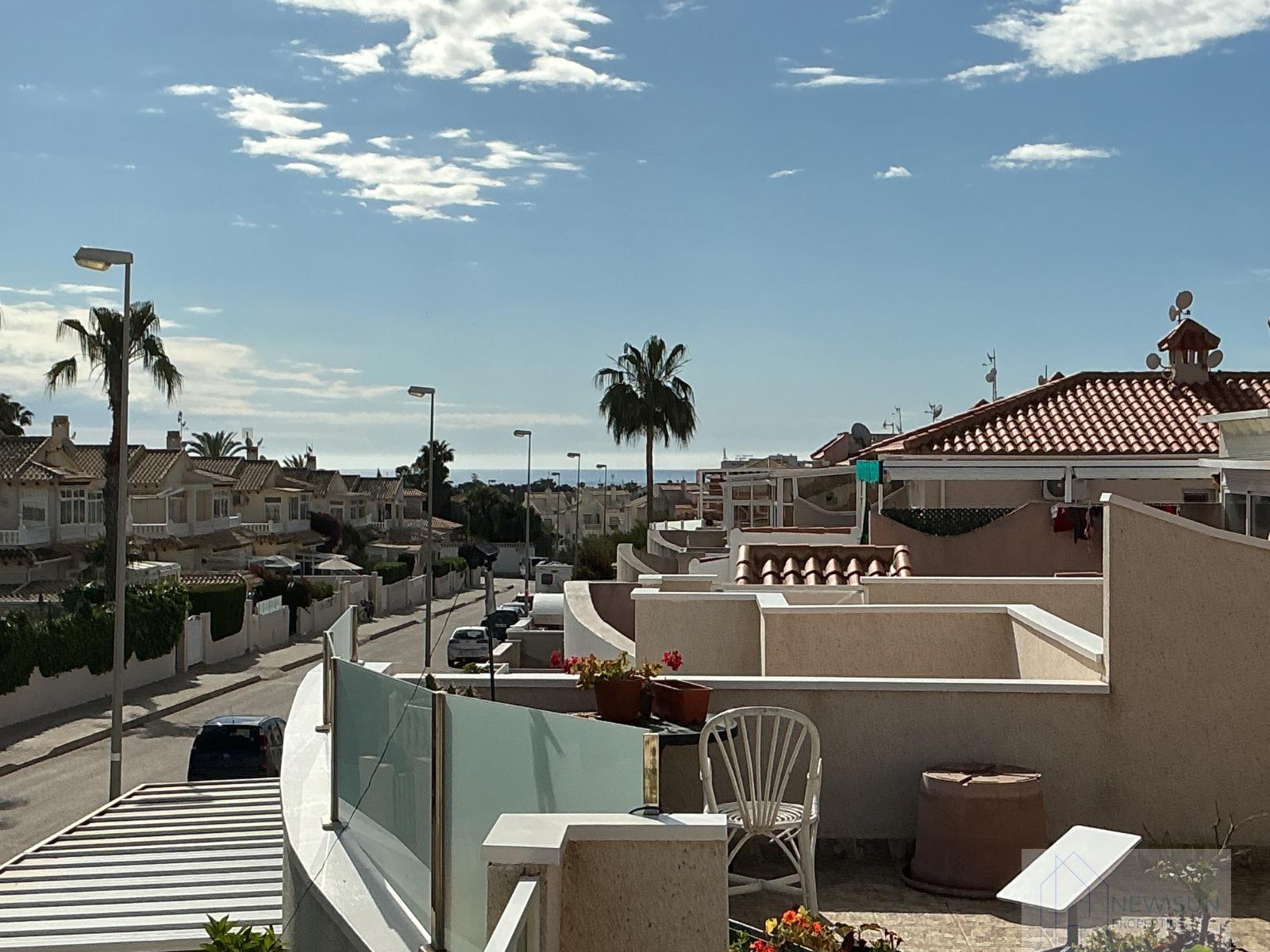 For sale of house in Orihuela Costa