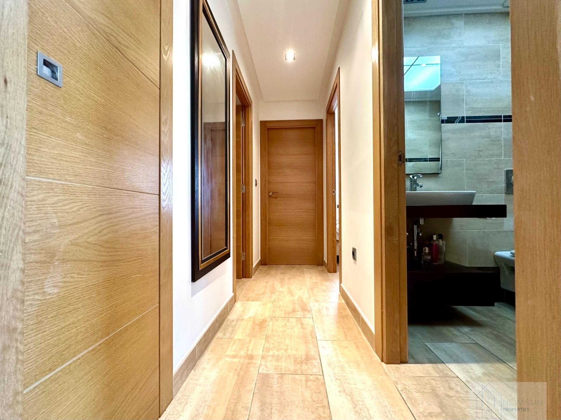 For sale of apartment in Guardamar del Segura