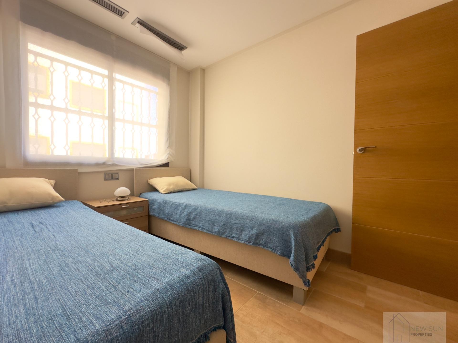 For sale of apartment in Guardamar del Segura