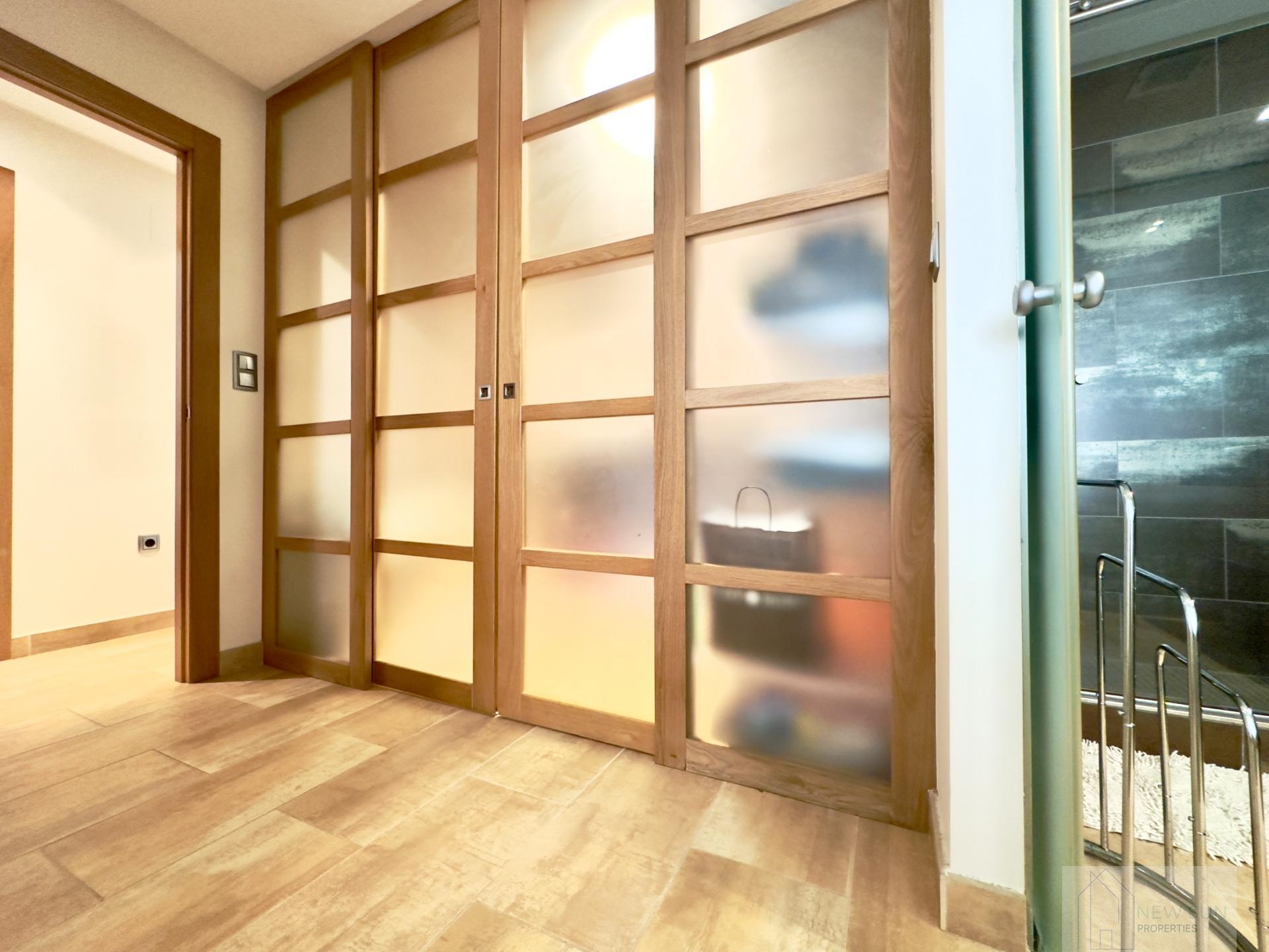 For sale of apartment in Guardamar del Segura