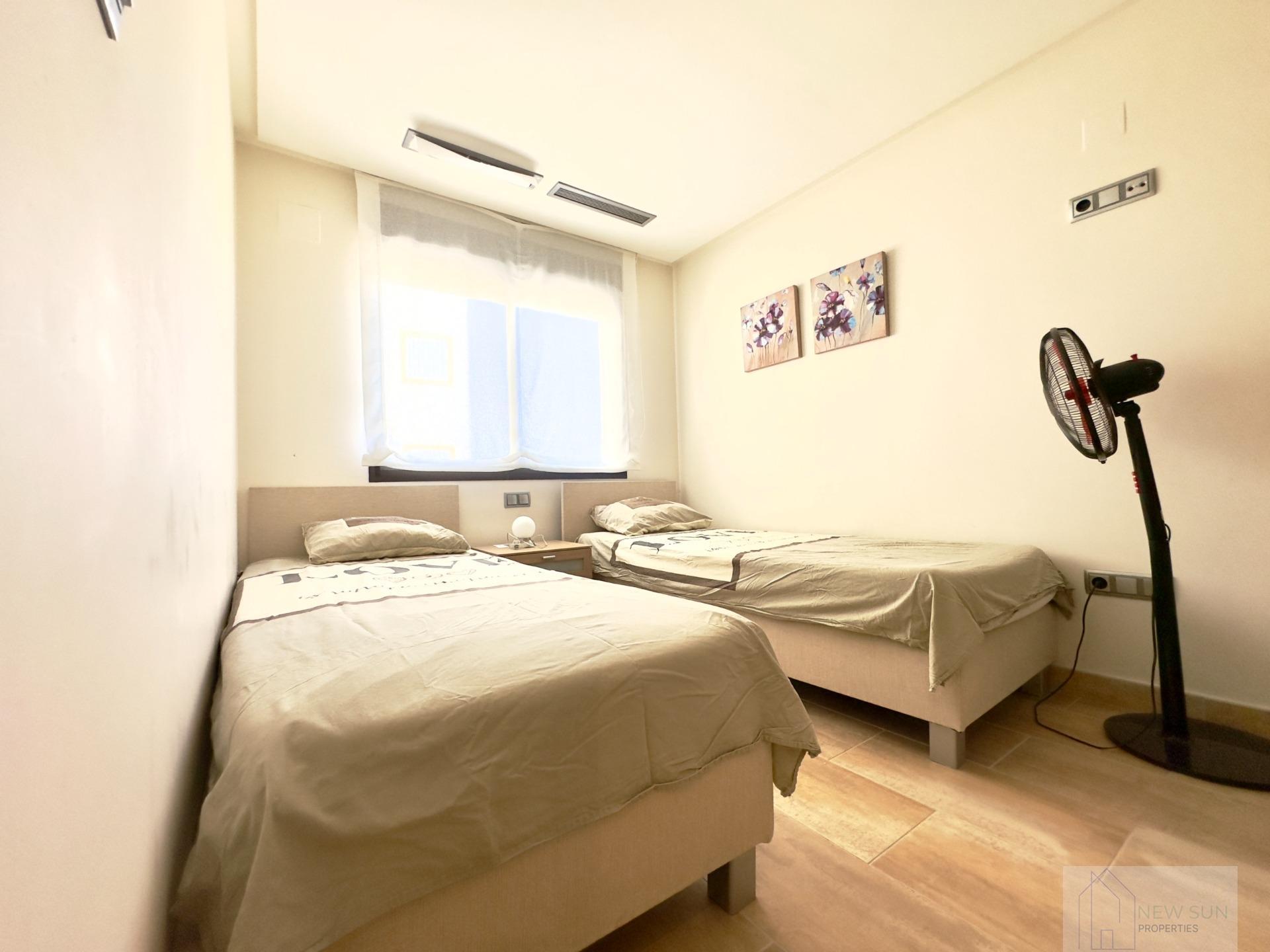 For sale of apartment in Guardamar del Segura