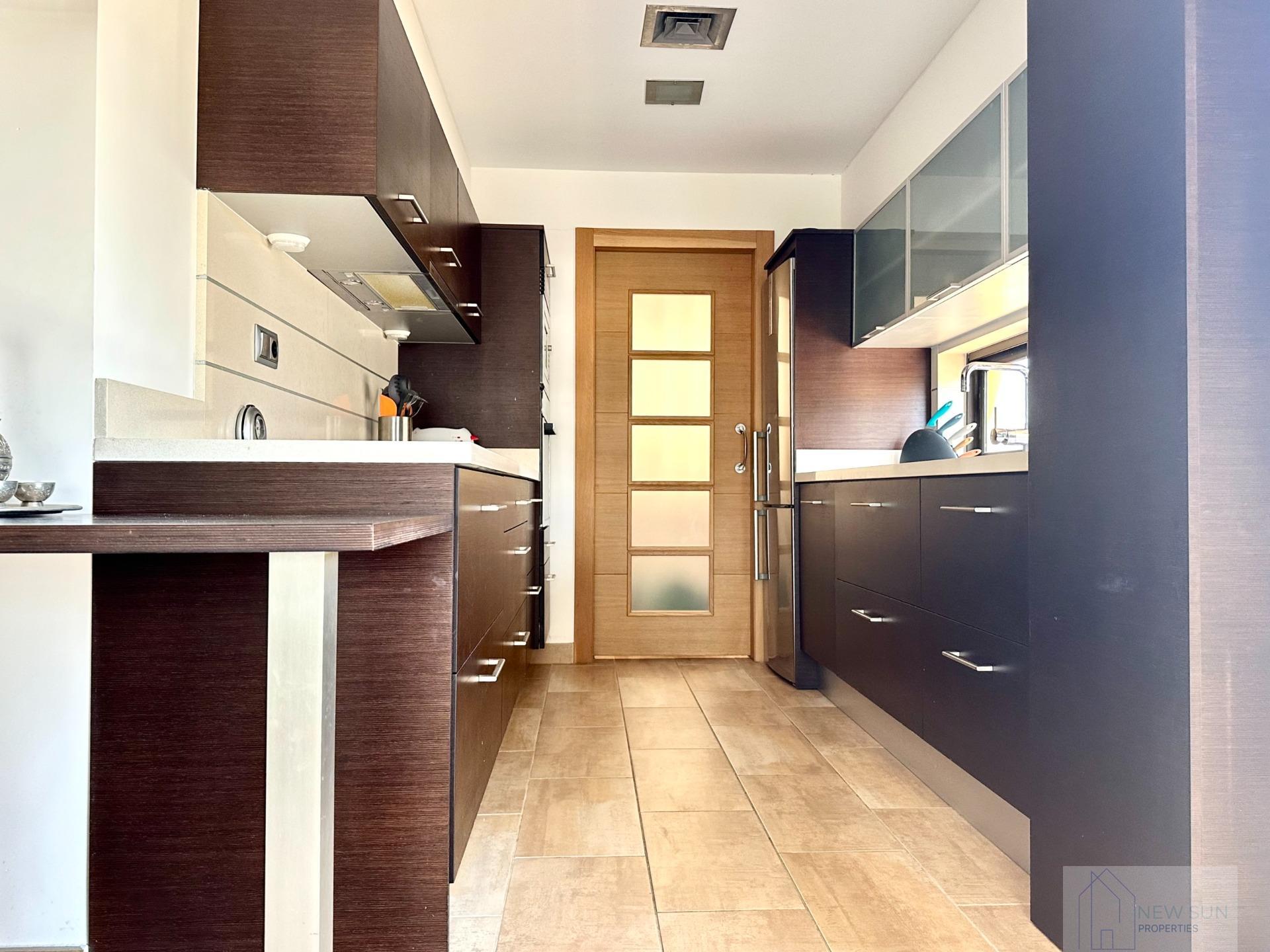 For sale of apartment in Guardamar del Segura